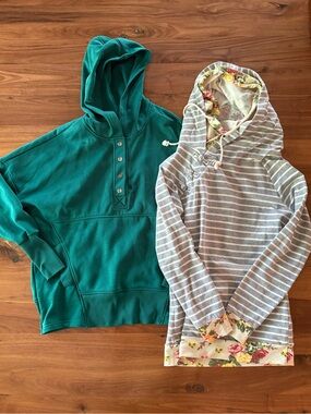 Set of 2 Boutique Hoodies, Like New | Ampersand Ave | Zenana | Size M